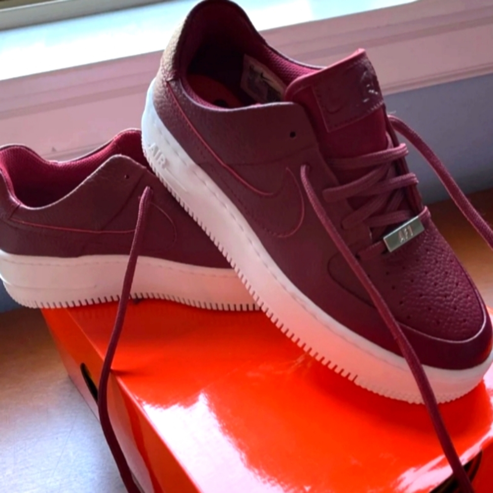 Nike air force one Burgundy